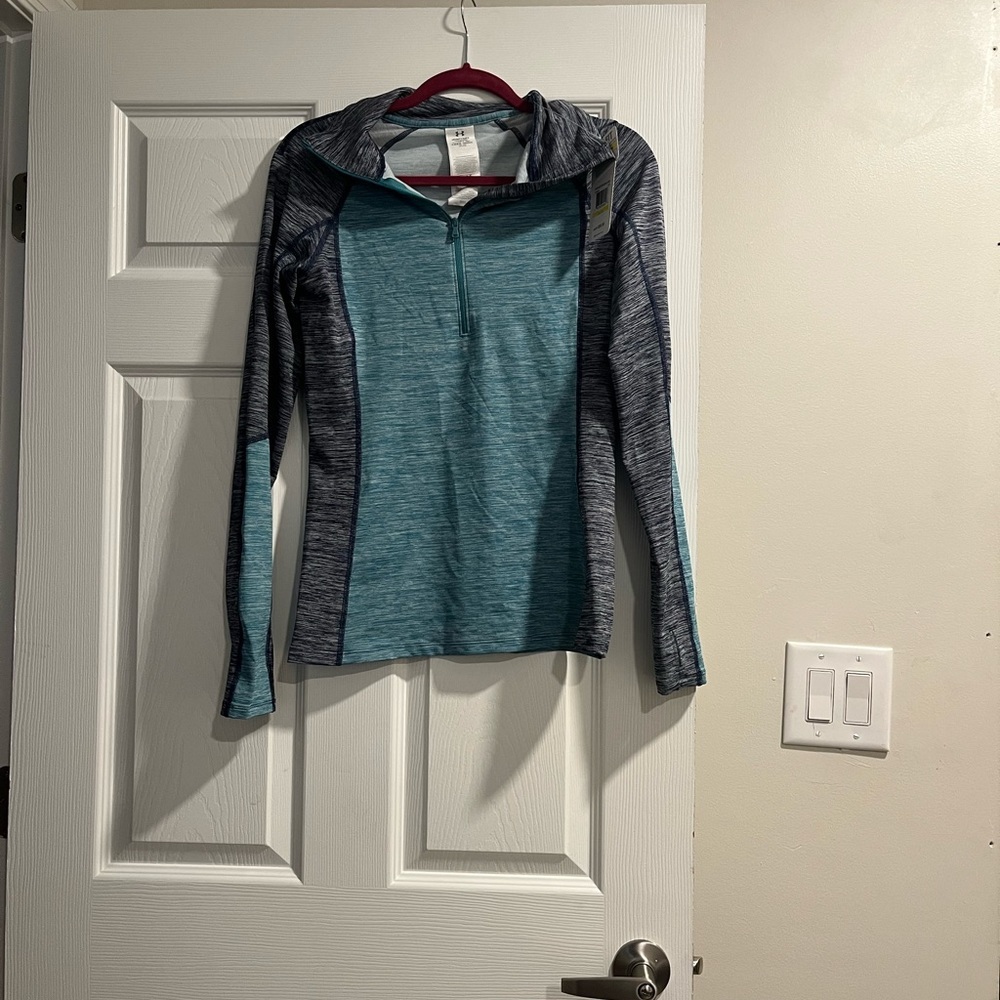 Under Armour Women's Long Sleeve Pullover
